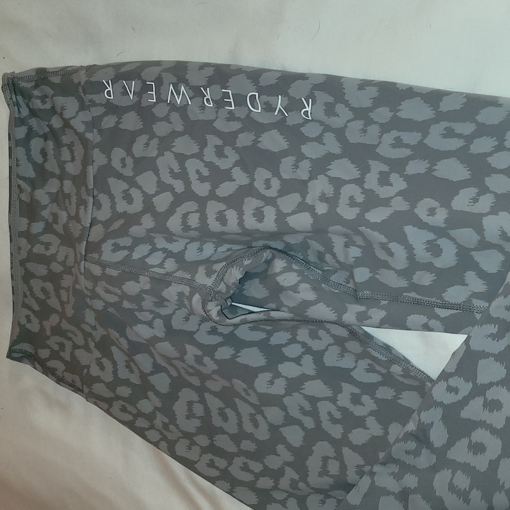 Ryderwear Scrunch Booty Leggings